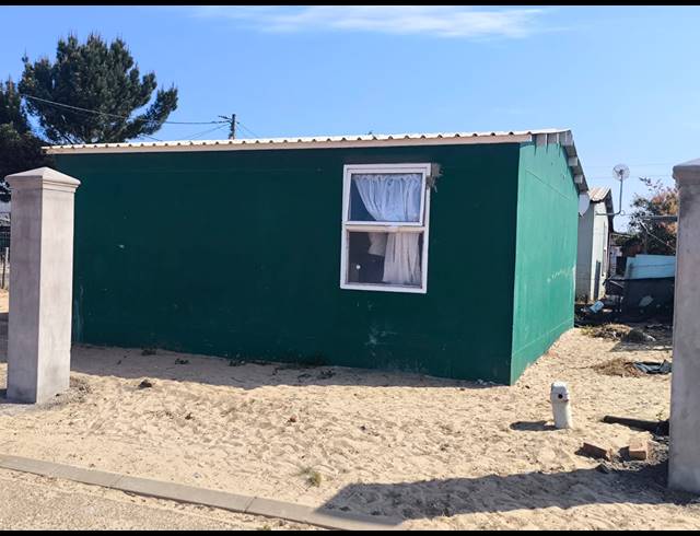 2 BEDROOM HOUSE FOR SALE IN CHATSWORTH